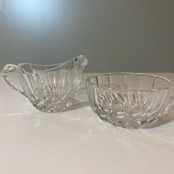 Vintage Action Industries 1981 Glass Sugar & Creamer Set - Picture 1 of 12